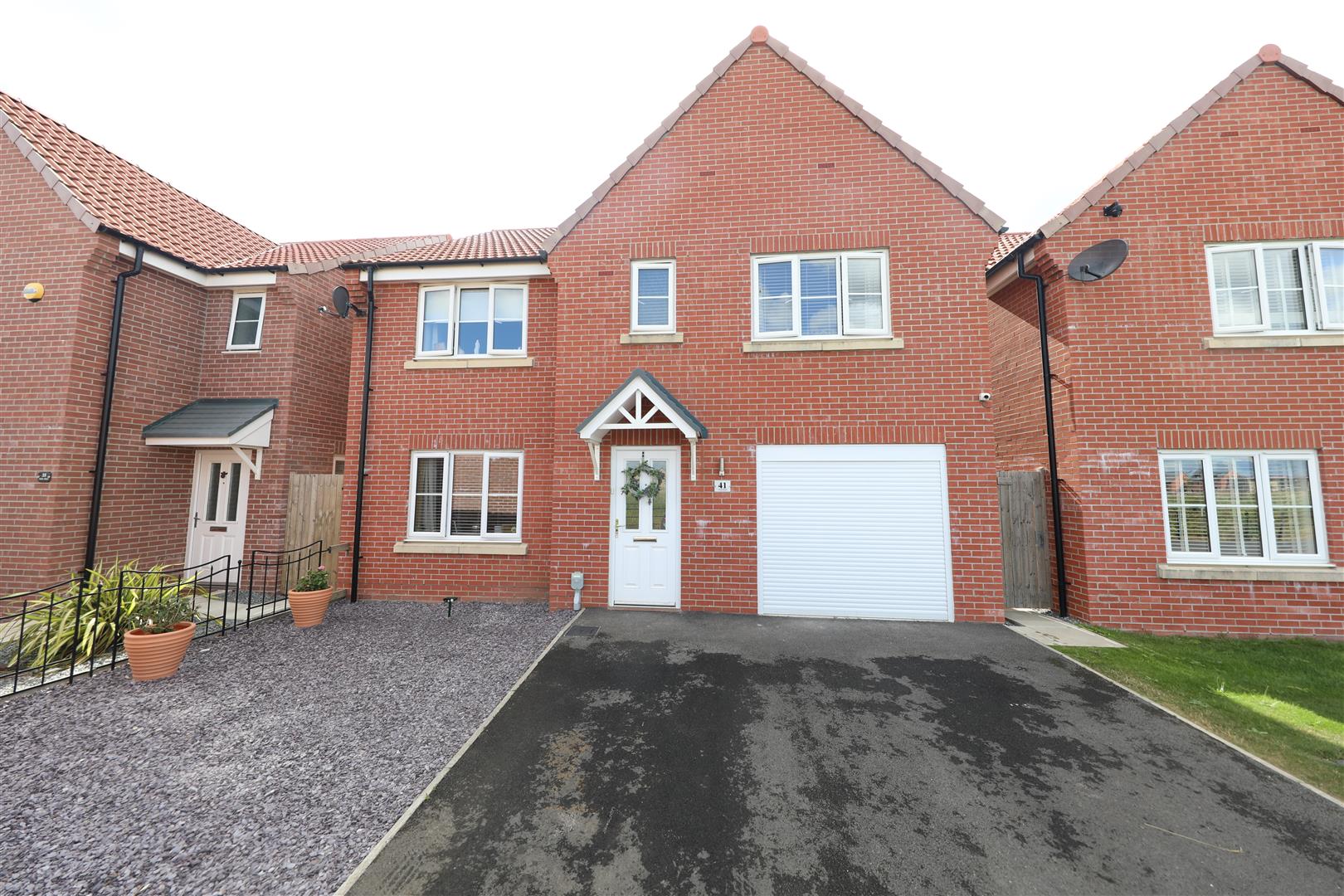 Property & Houses for Sale & Let in Hull Symonds & Greenham